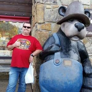 Meet your Posher, Robbie